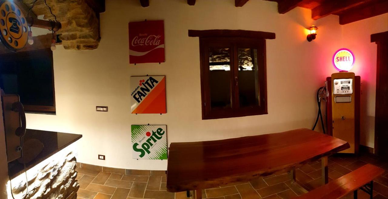 Il Santo Graal Villa Triora Luaran gambar