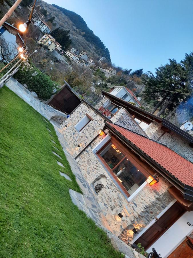 Il Santo Graal Villa Triora Luaran gambar